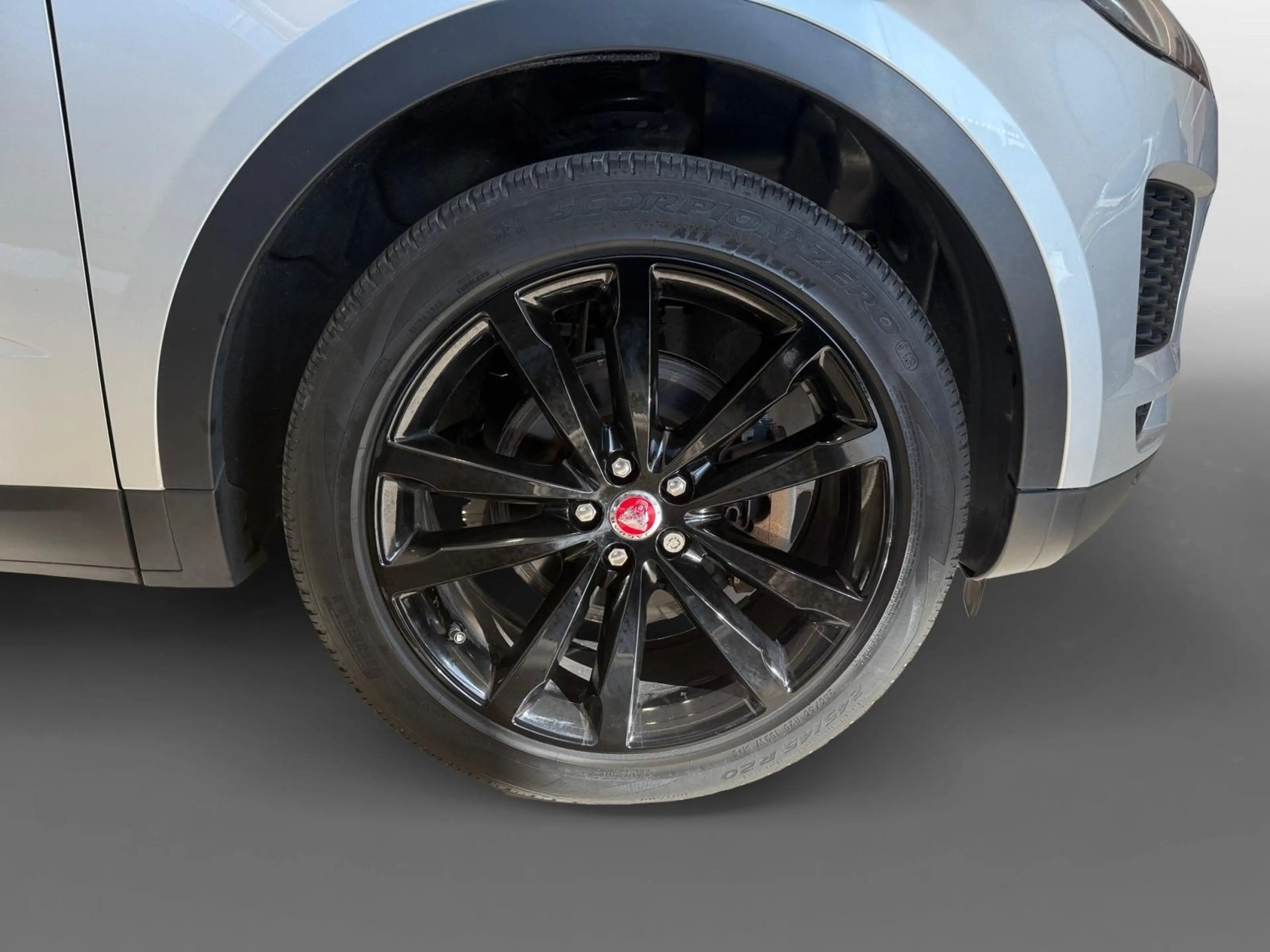 Jaguar E-Pace 12 mois de garantie-gps-camera — photo 7