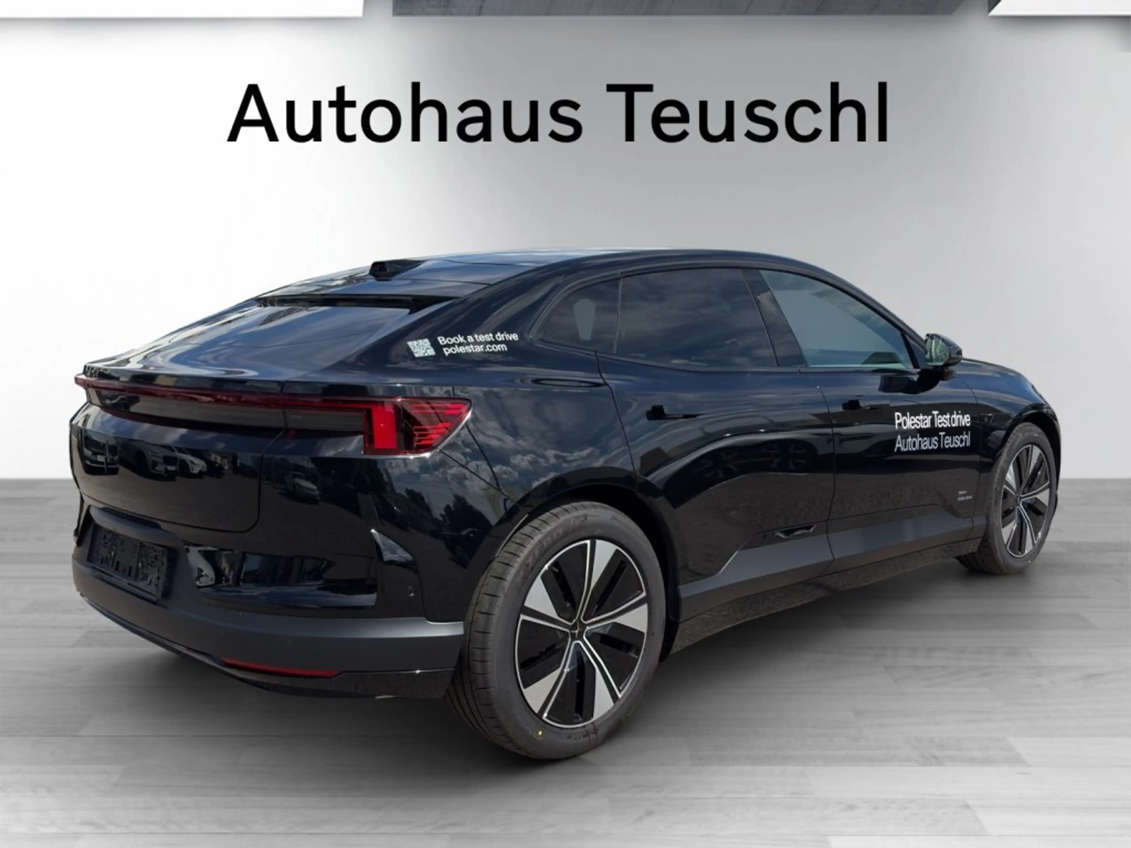 Polestar 4 Polestar 4 coupe Long range Single motor - Plus — photo 4