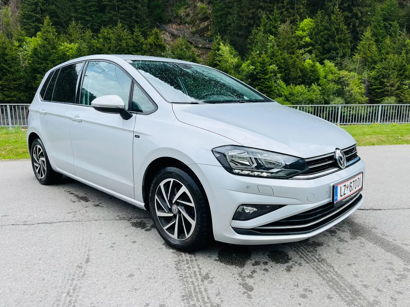 Volkswagen Golf Sportsvan Golf Sportsvan 1,6 TDI SCR Comfortline Comfortline Grau - 1