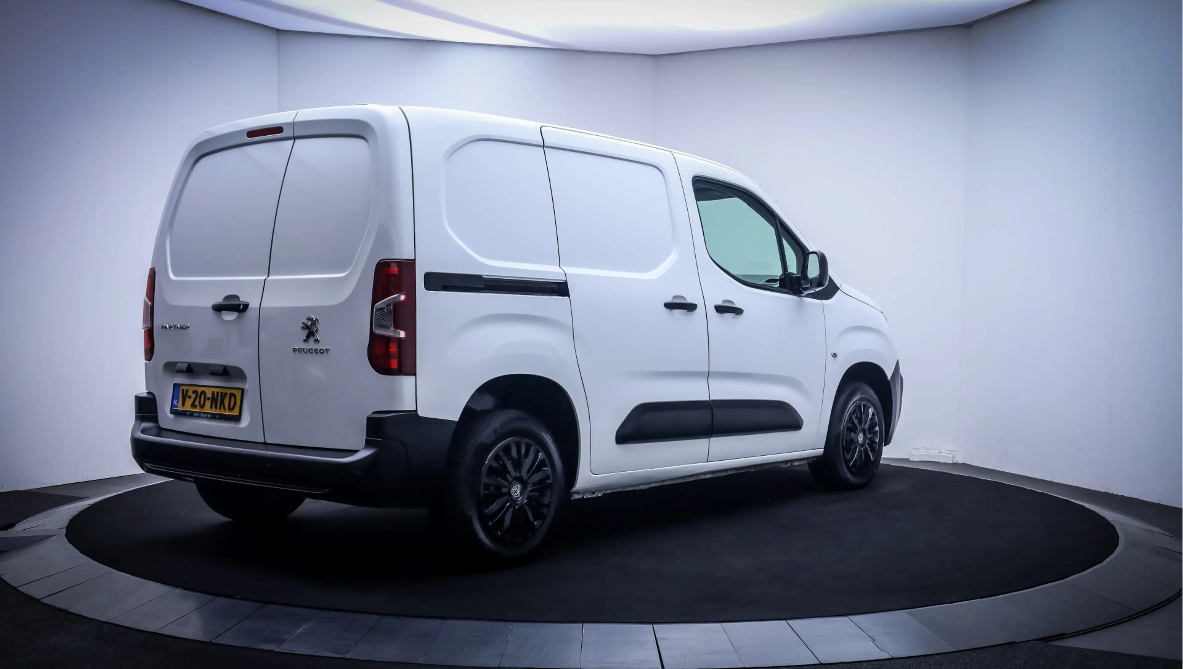 Peugeot Partner 1.2T 3Pers. PREMIUM NAVI | CARPLAY | AIRCO | ZIJDE — photo 5