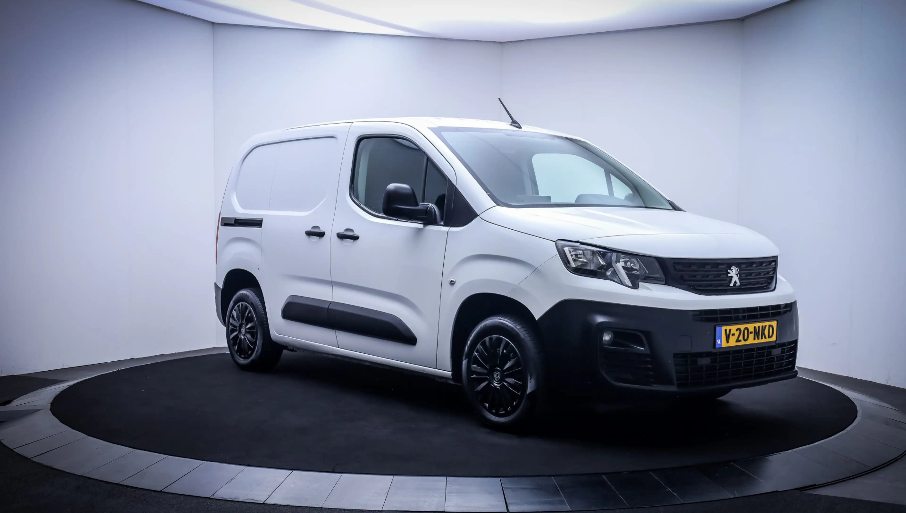Peugeot Partner 1.2T 3Pers. PREMIUM NAVI | CARPLAY | AIRCO | ZIJDE — photo 3