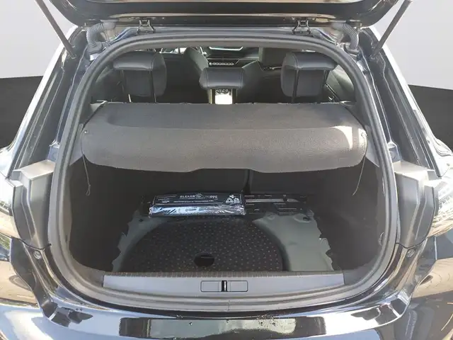 Peugeot 208 view 9
