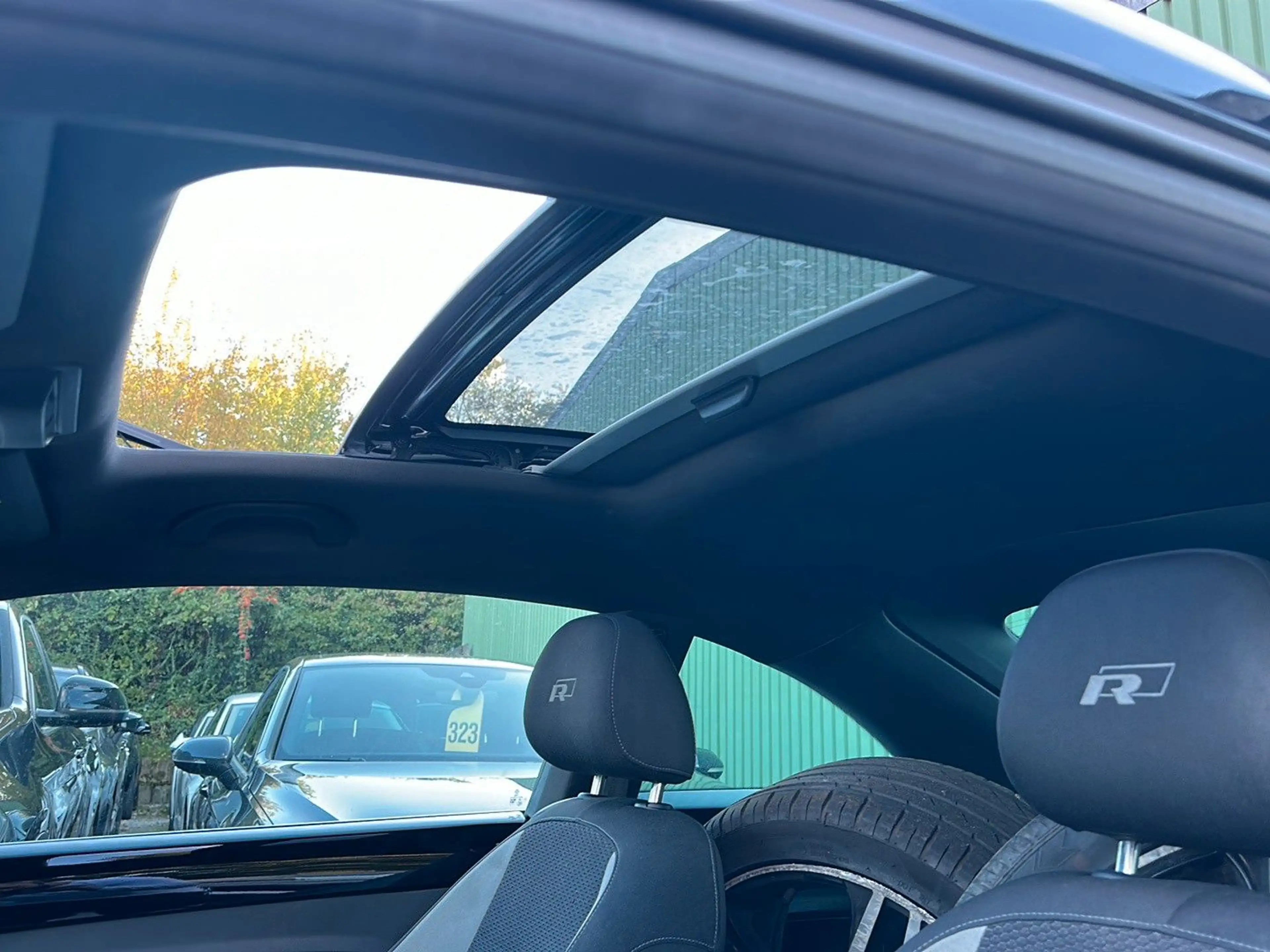 Volkswagen Beetle 2.0 TDI DSG R-Line | Pano | Xenon | Navi — photo 12