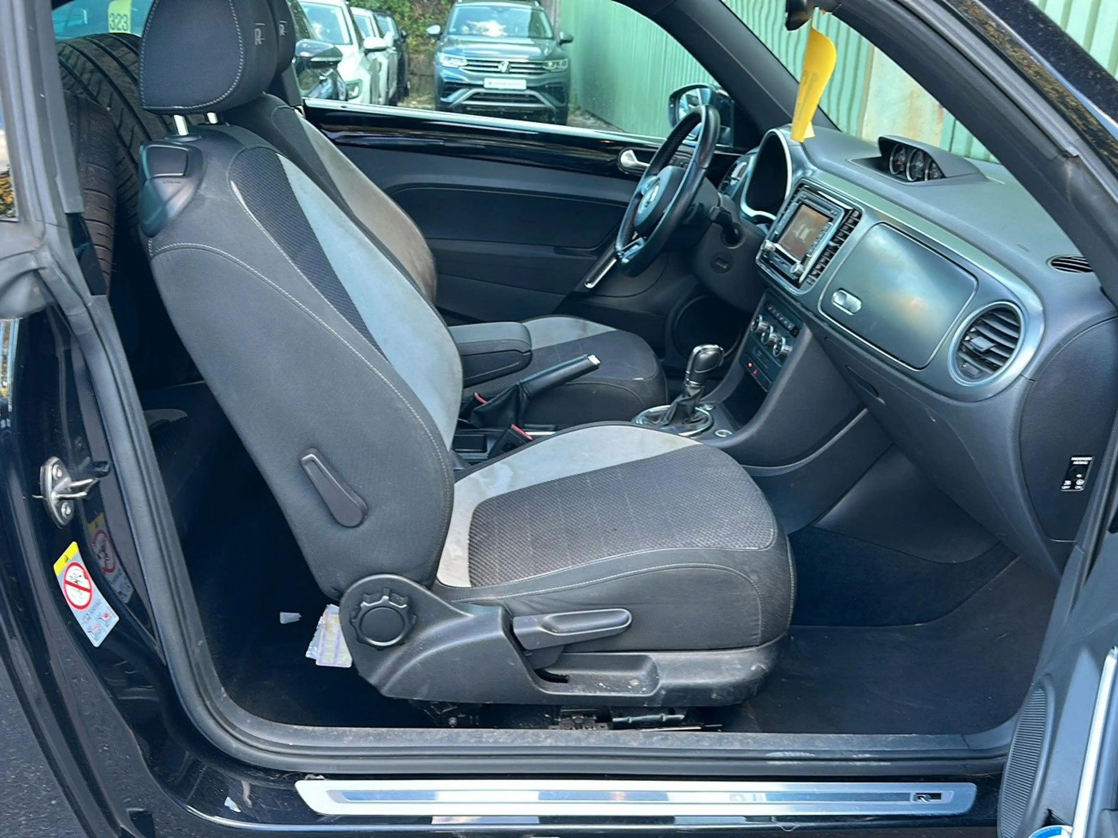 Volkswagen Beetle 2.0 TDI DSG R-Line | Pano | Xenon | Navi — photo 11