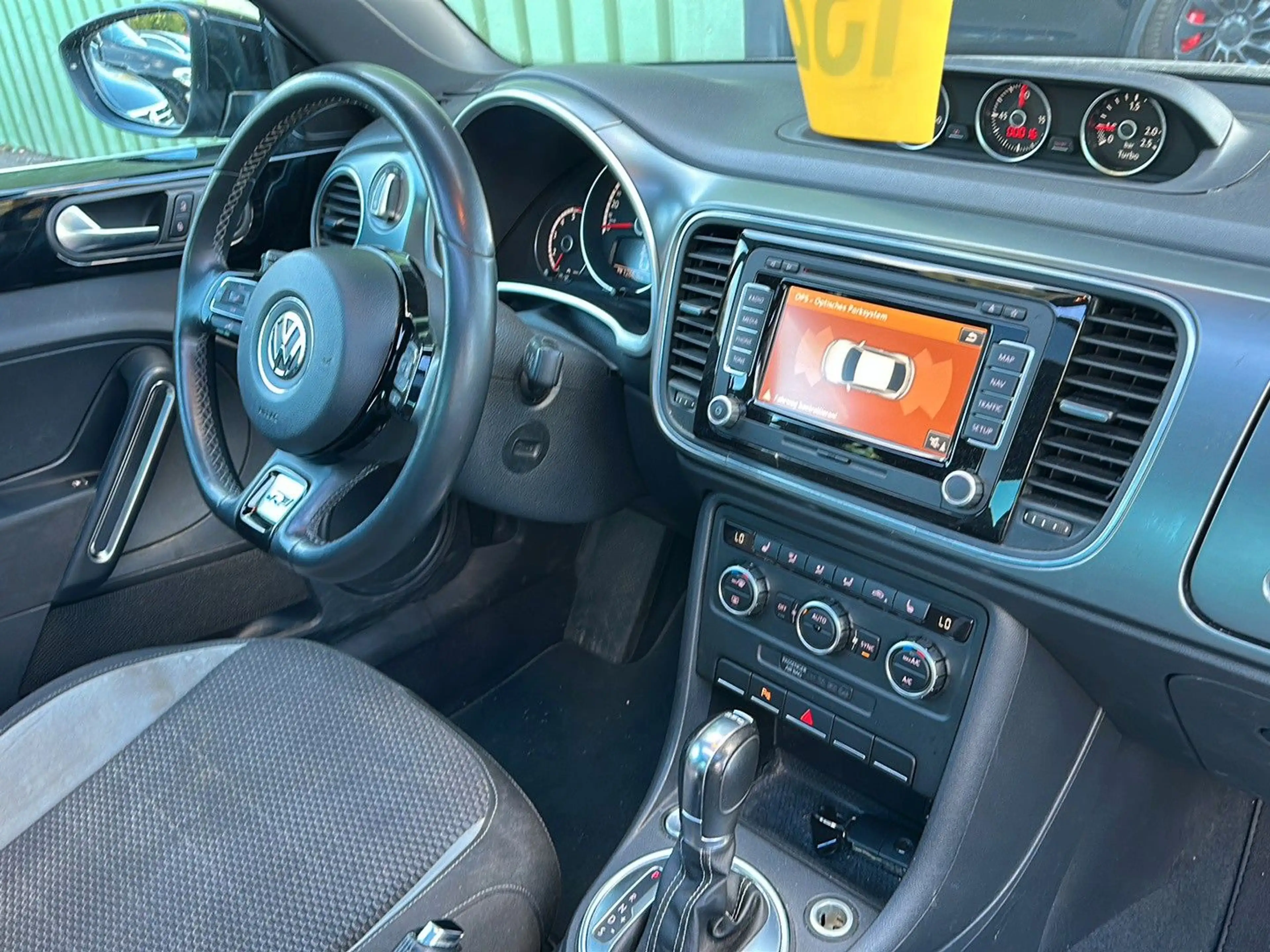 Volkswagen Beetle 2.0 TDI DSG R-Line | Pano | Xenon | Navi — photo 10