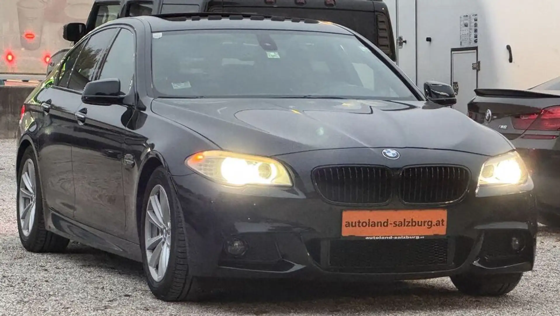 BMW 520 d *NAVI* PDC* Schiebedach* M-Paket* Noir - 1