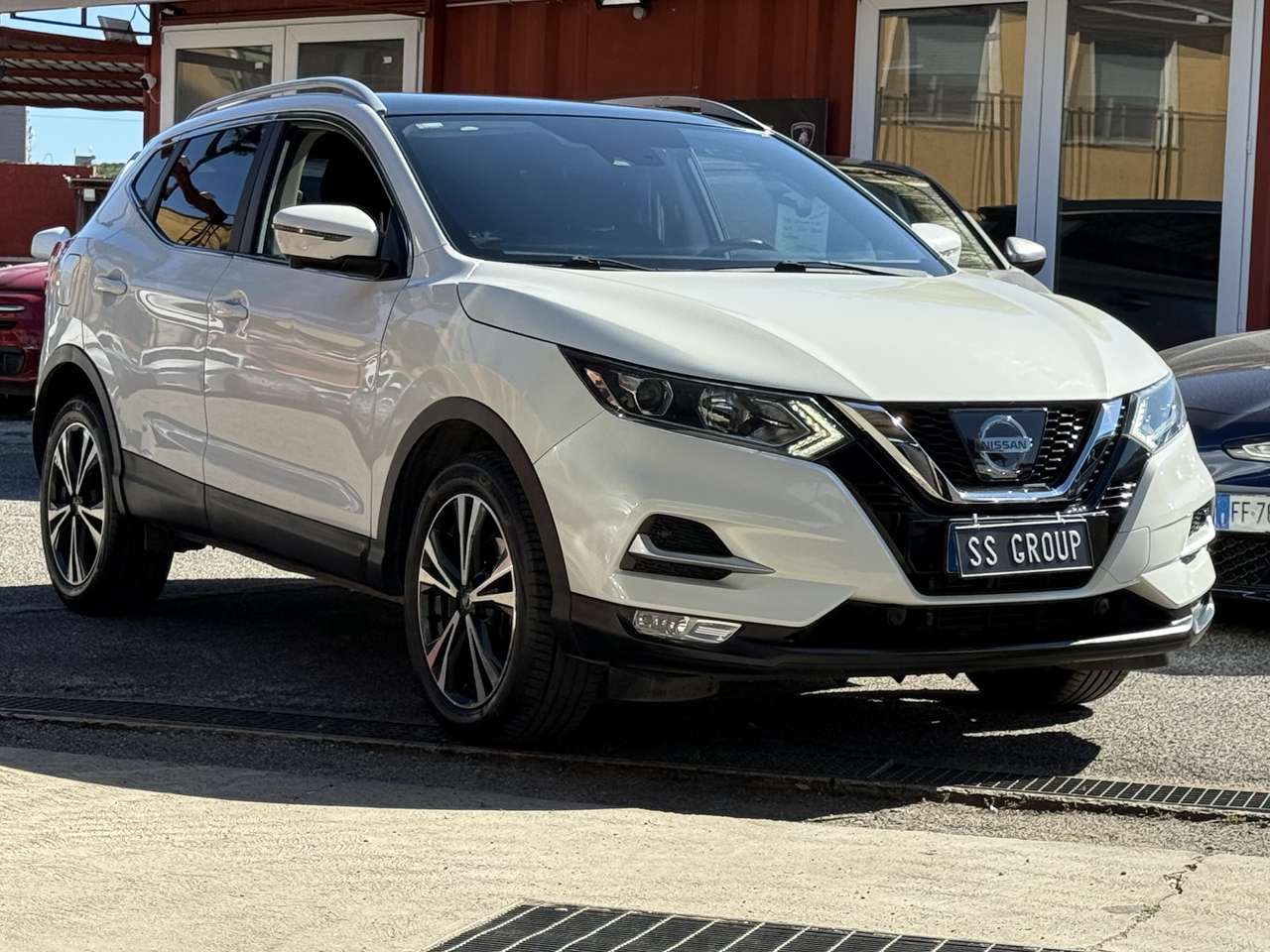 Nissan Qashqai 1.2 dig-t Tekna+ 115cv-automatica-unipro-rate