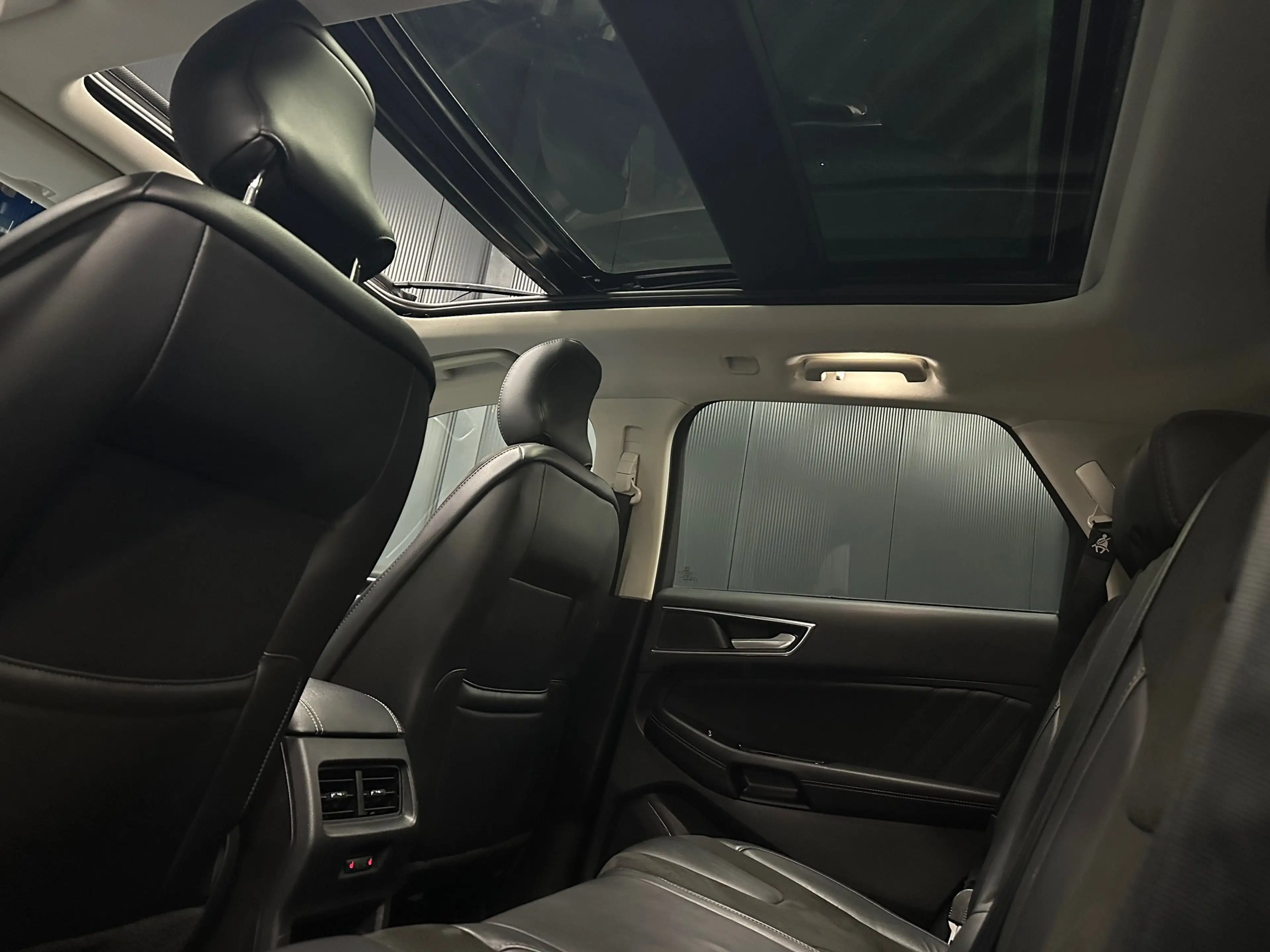Ford Edge Sport 4x4 *Design-Paket*PANORAMA*AHK*360*ACC* — photo 10