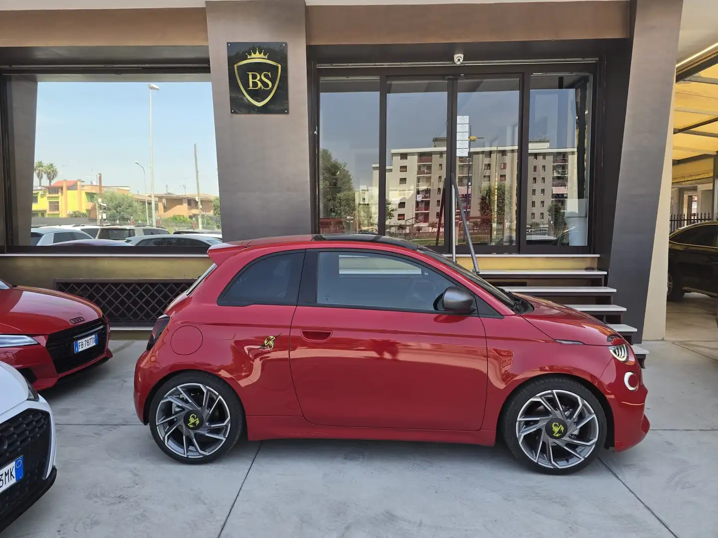 Abarth 500e 500e 42 kWh Turismo Light Red - 1