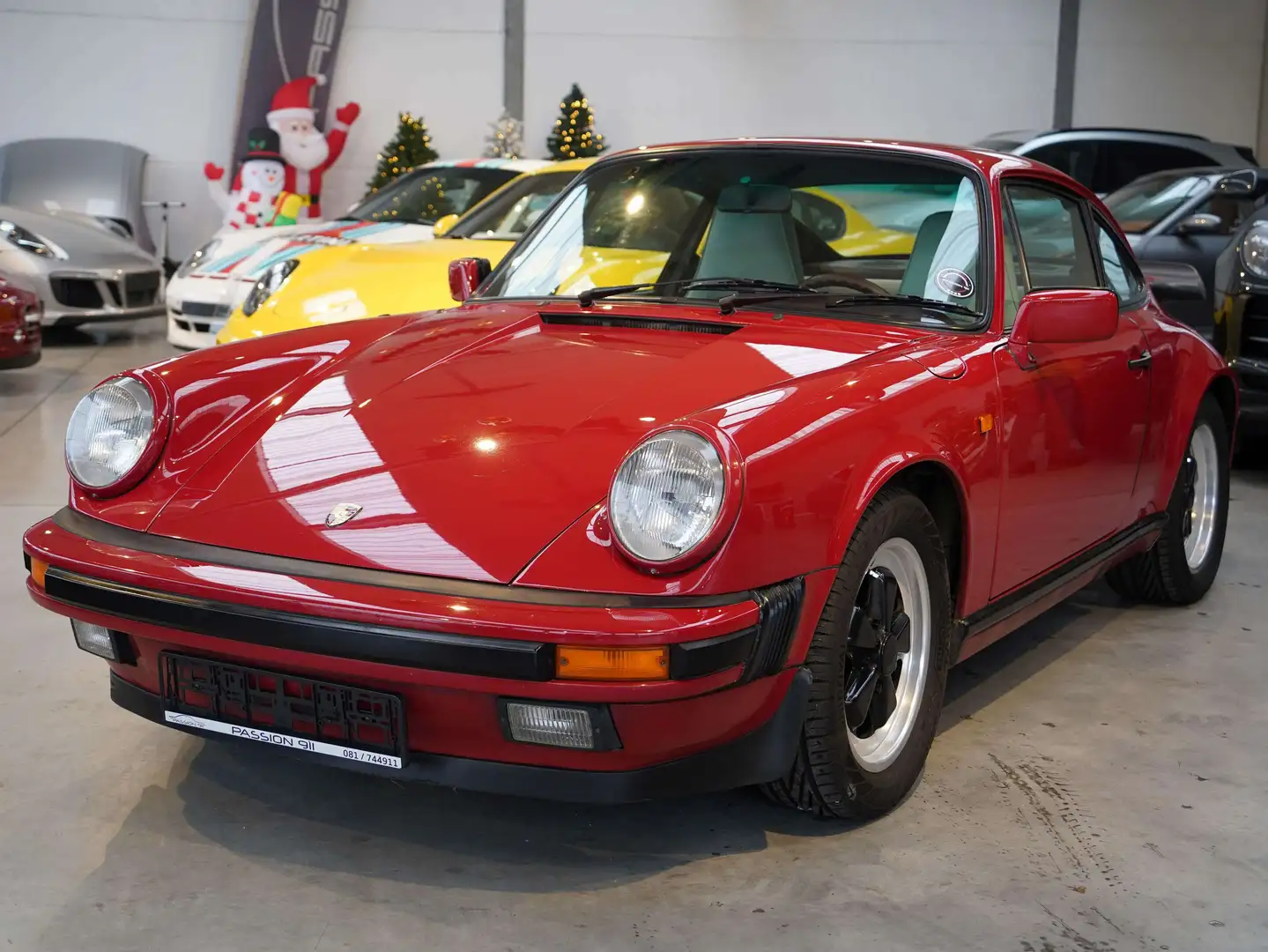 Porsche 911 3.2L Rouge - 1