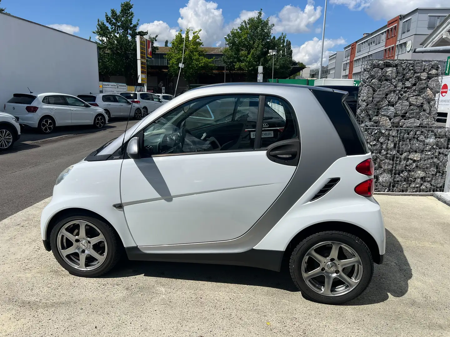 smart forTwo Finanz. ab 49€| Micro Hybrid| Panoramadach| SHZ Gri - 2
