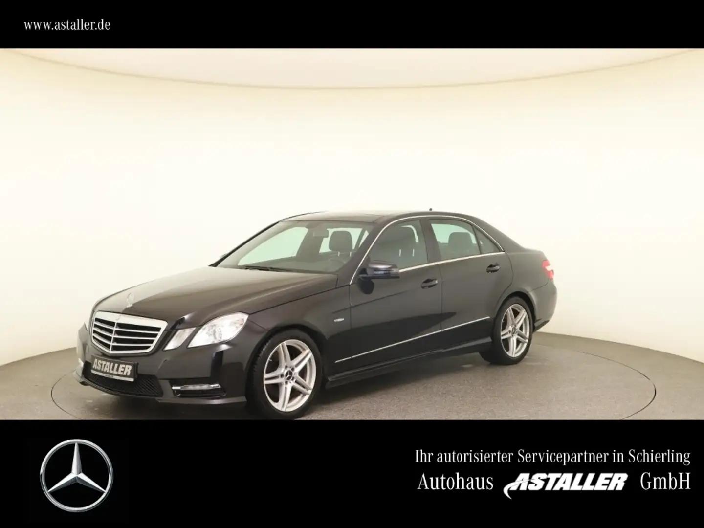 Mercedes-Benz E 200 BE Avantgarde AMG Sportpaket Pano+SHZ+PTS Czarny - 1