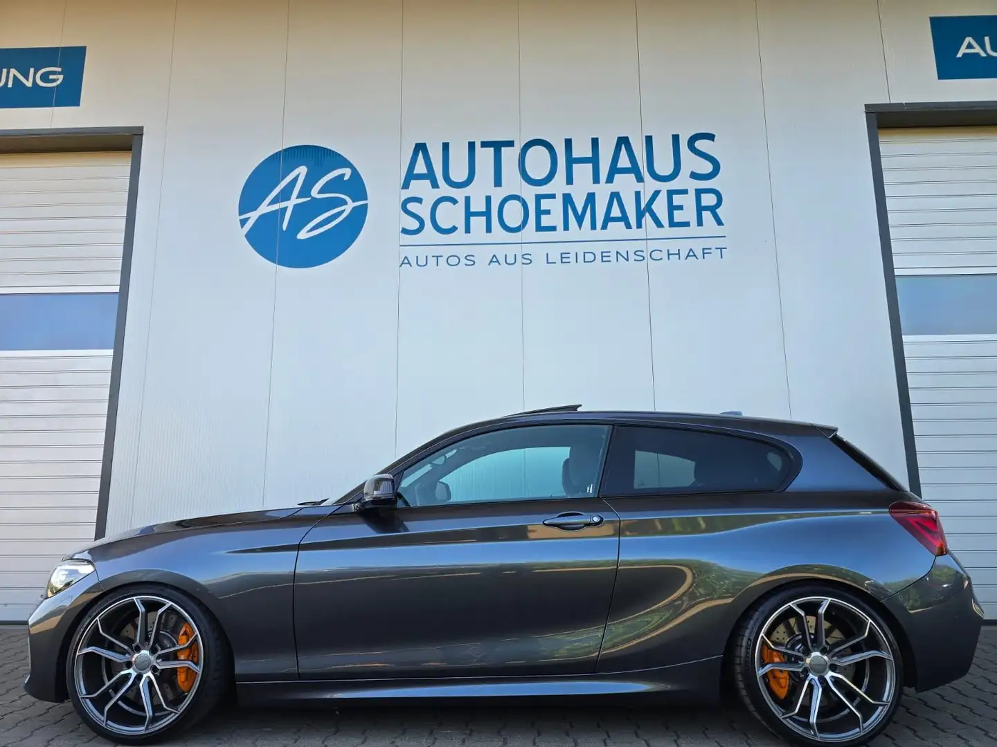 BMW 140 xDrive*DEUTSCH*KW-Gewinde,Perf-Bremse,19´´ Grau - 2