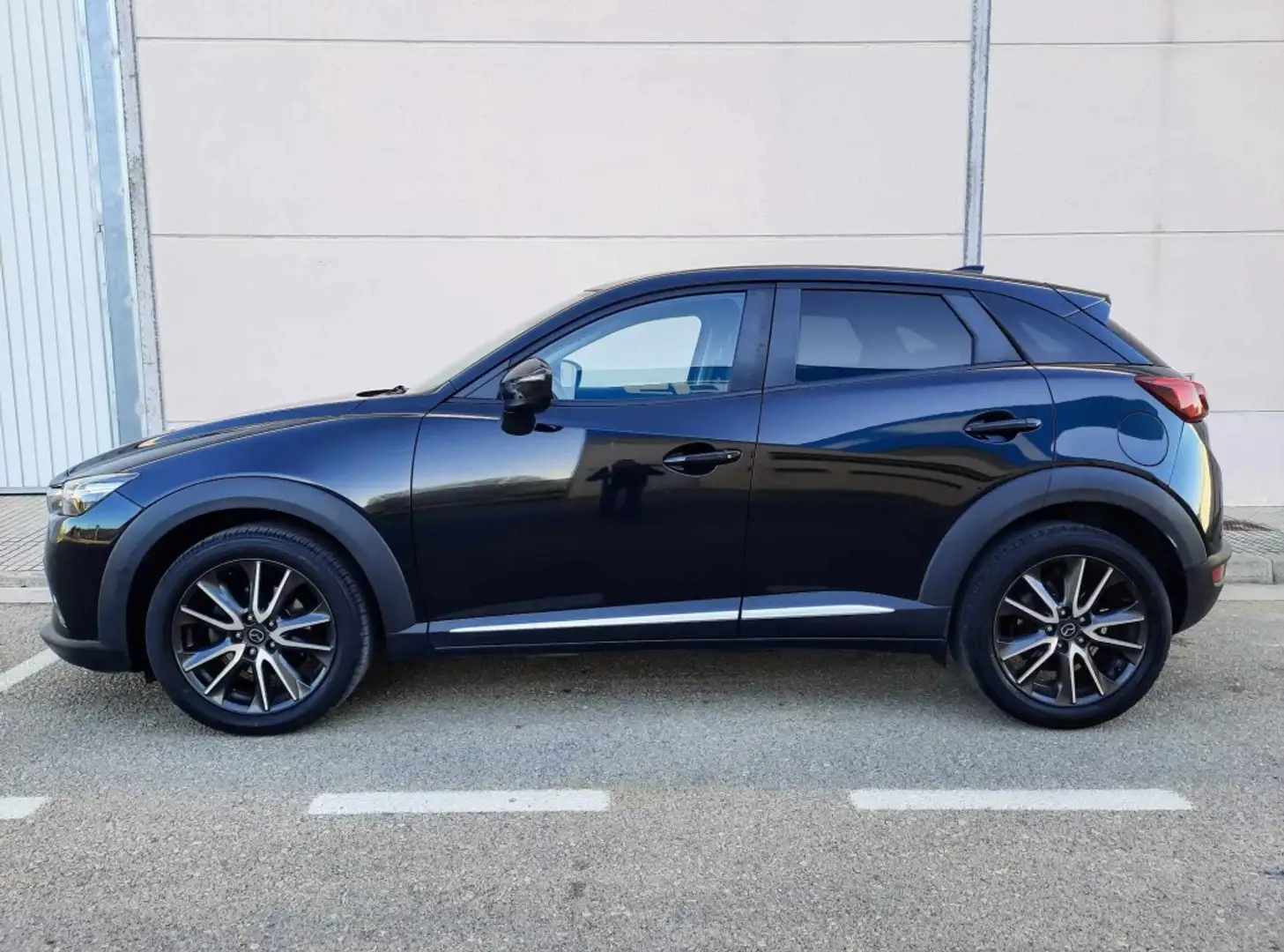 Mazda CX-3 1.5D Luxury 2WD Negro - 2