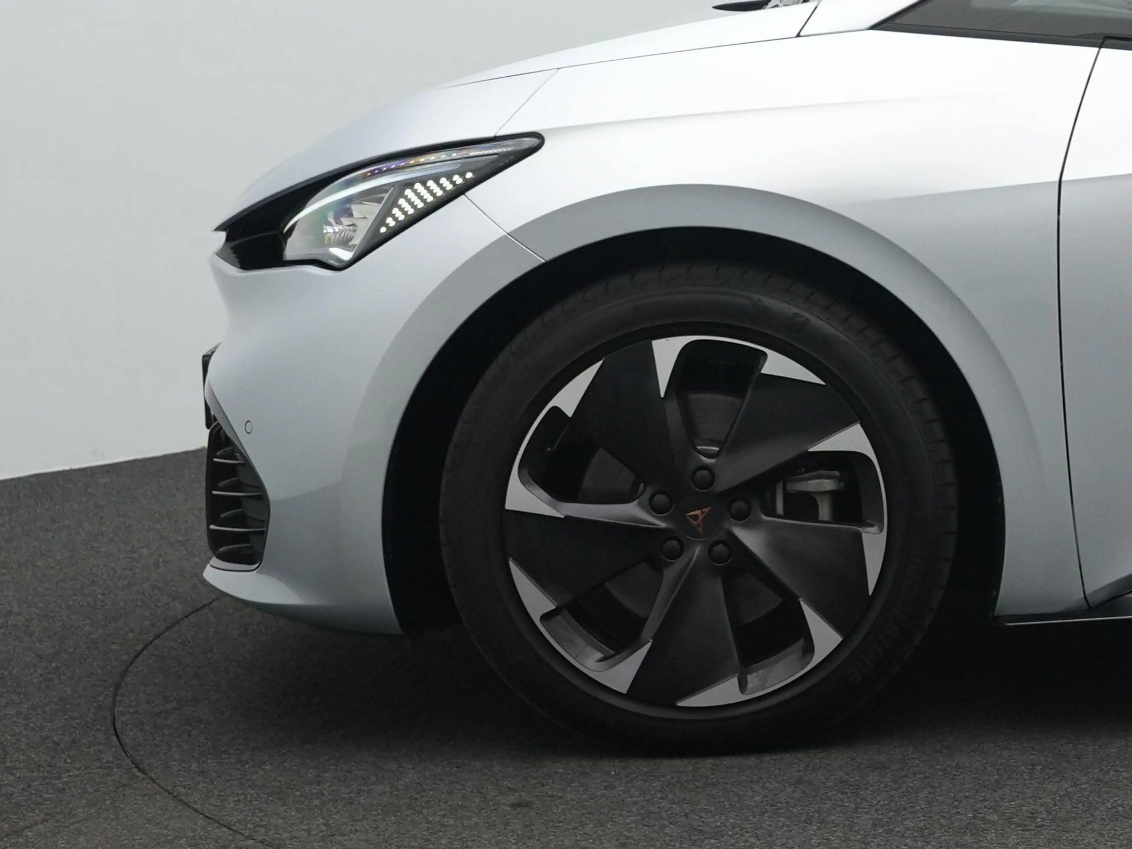 CUPRA Born Essential 63 kWh 231pk | Kuipstoelen | Navigatie | — photo 13