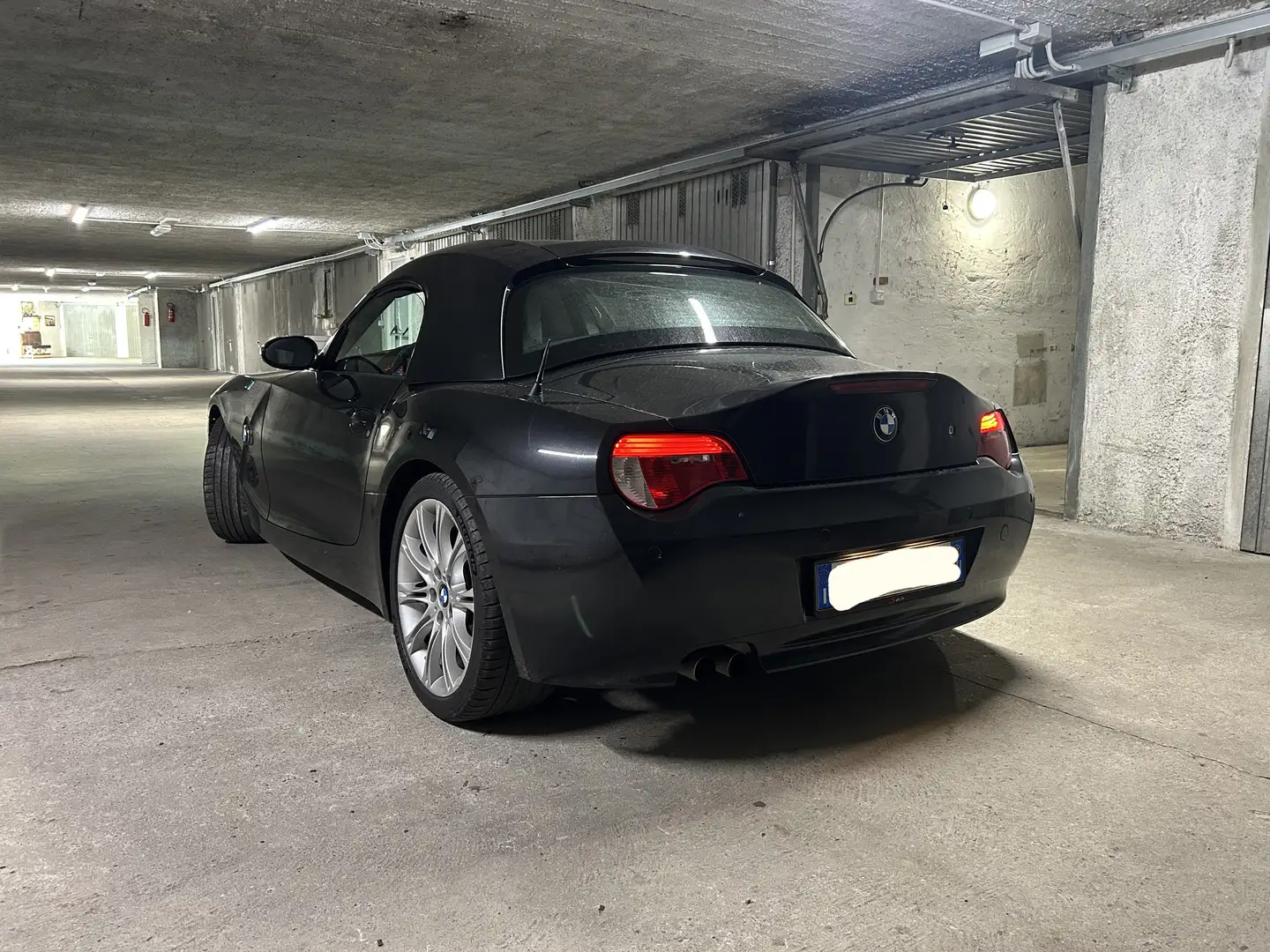 BMW Z4 E85 2.5i cat Roadster *HARD TOP* Schwarz - 2