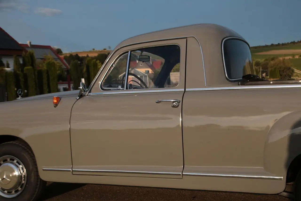 Mercedes-Benz 190 180 D Pick-Up - komplett restauriert m. 190D-Mot, foto 4