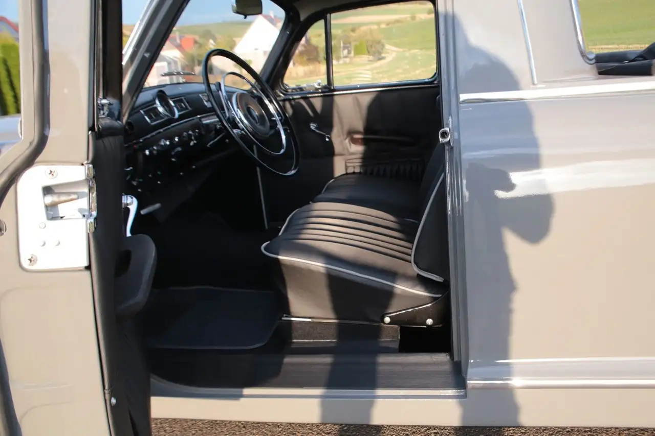 Mercedes-Benz 190 180 D Pick-Up - komplett restauriert m. 190D-Mot, foto 6