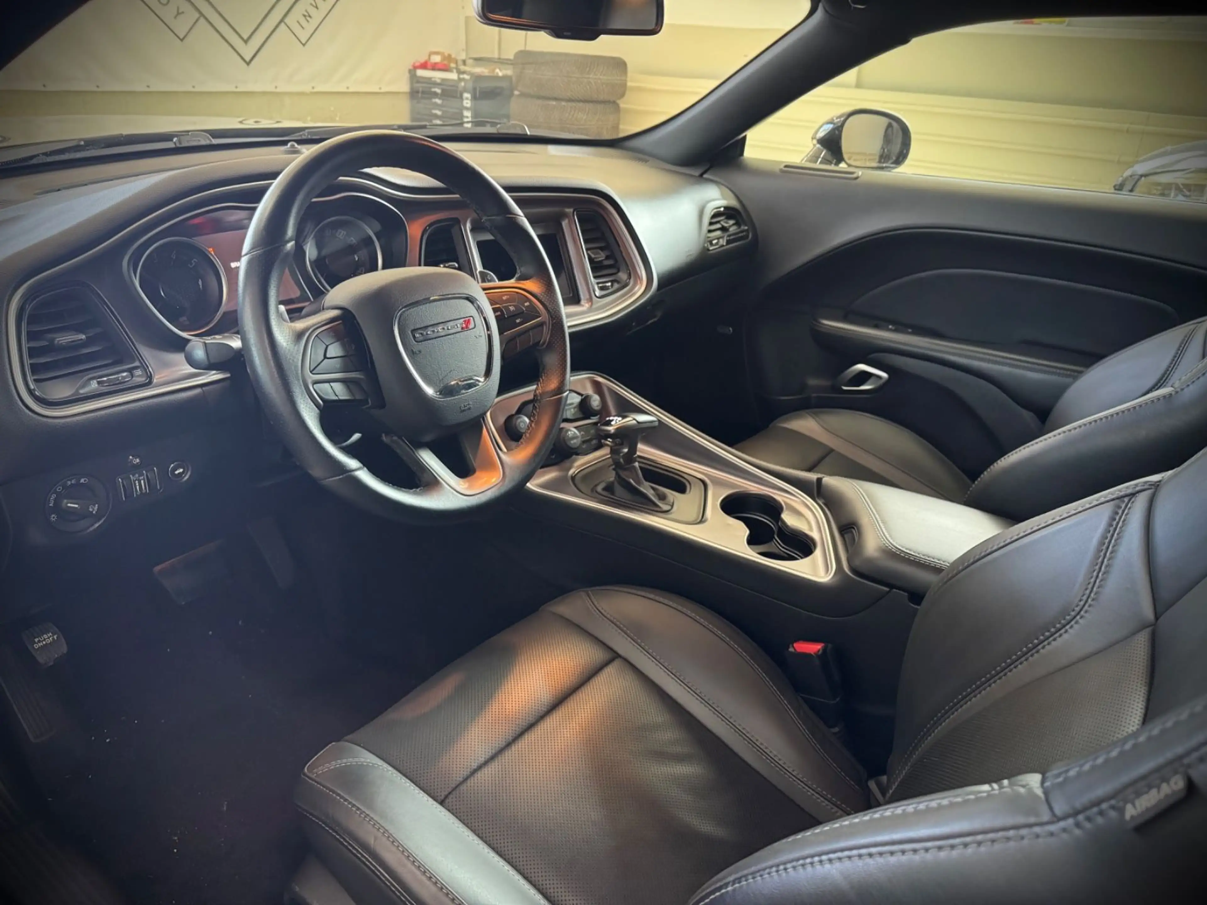 Dodge Challenger /5.7/V8/RT — photo 10