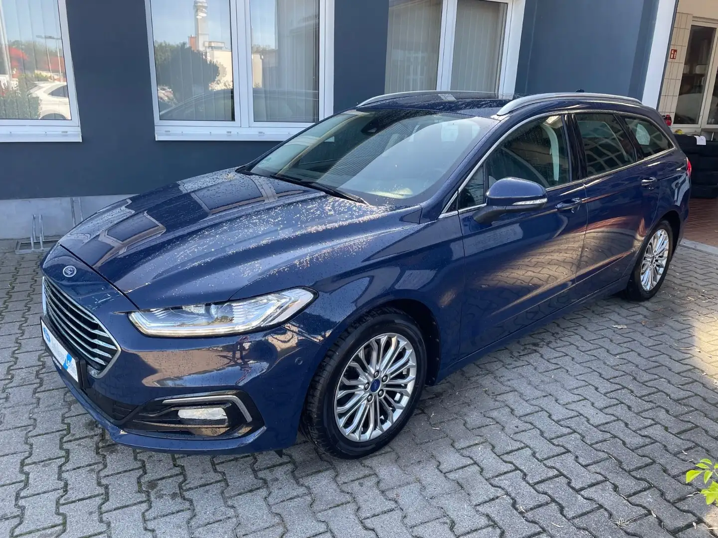 Ford Mondeo Kombi Titanium TDi150 NAV/LED/ACC/WiPa Blau - 1