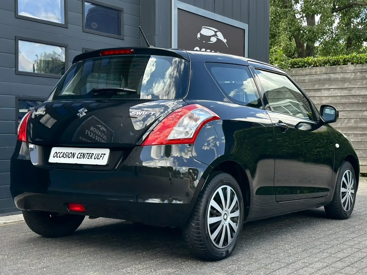 Suzuki Swift EDITION / AIRCO / EL PAKKET / APK 07-2026 ... Noir - 2