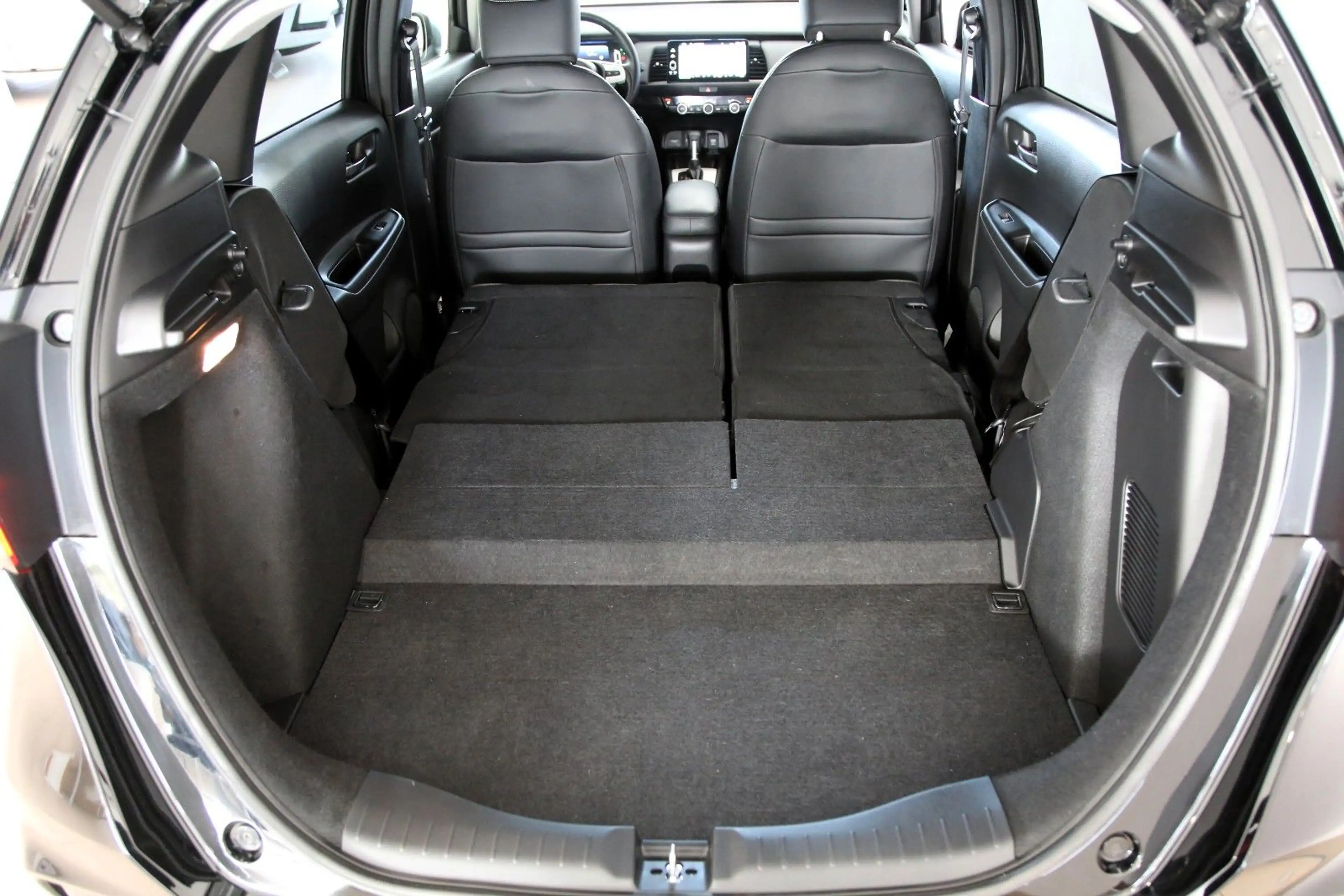Honda Jazz 1.5 i-MMD Hybrid Advance — photo 9