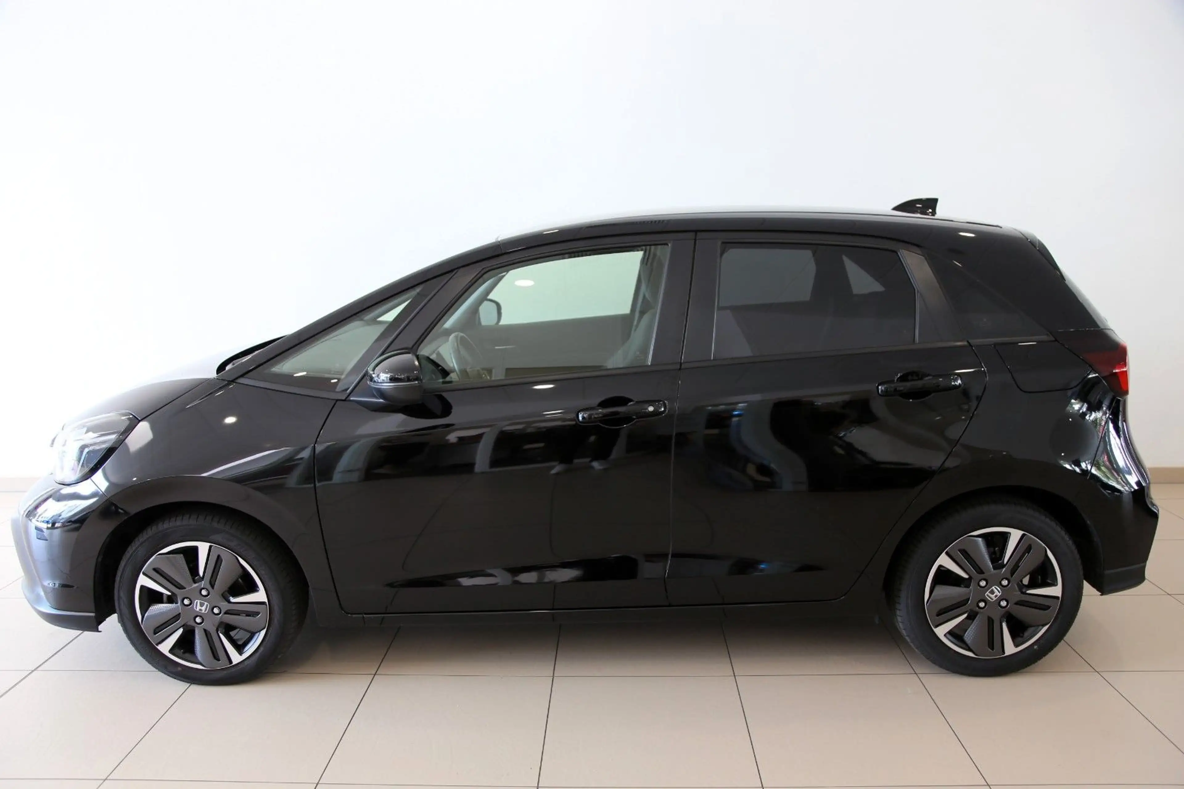 Honda Jazz 1.5 i-MMD Hybrid Advance — photo 3