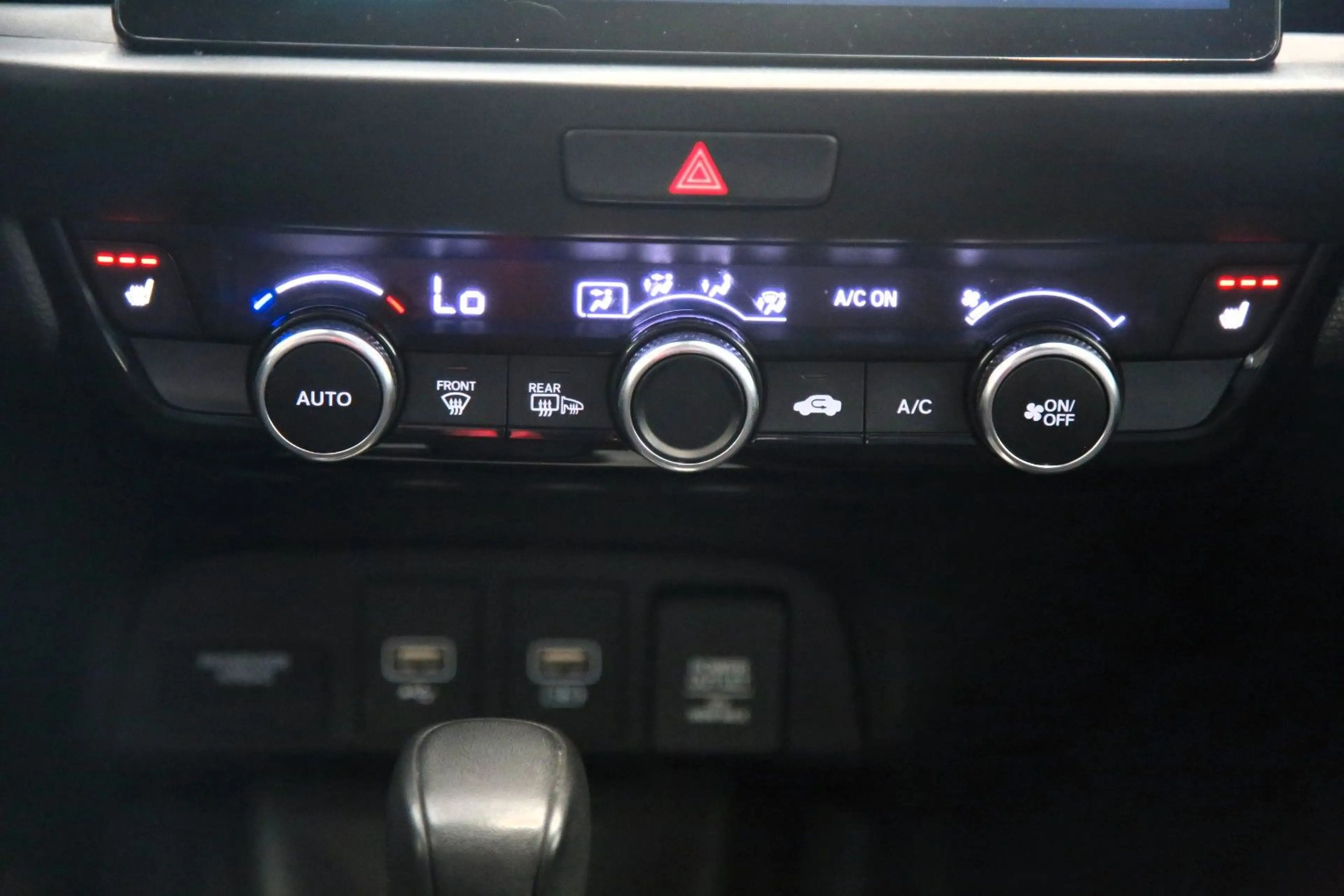 Honda Jazz 1.5 i-MMD Hybrid Advance — photo 13