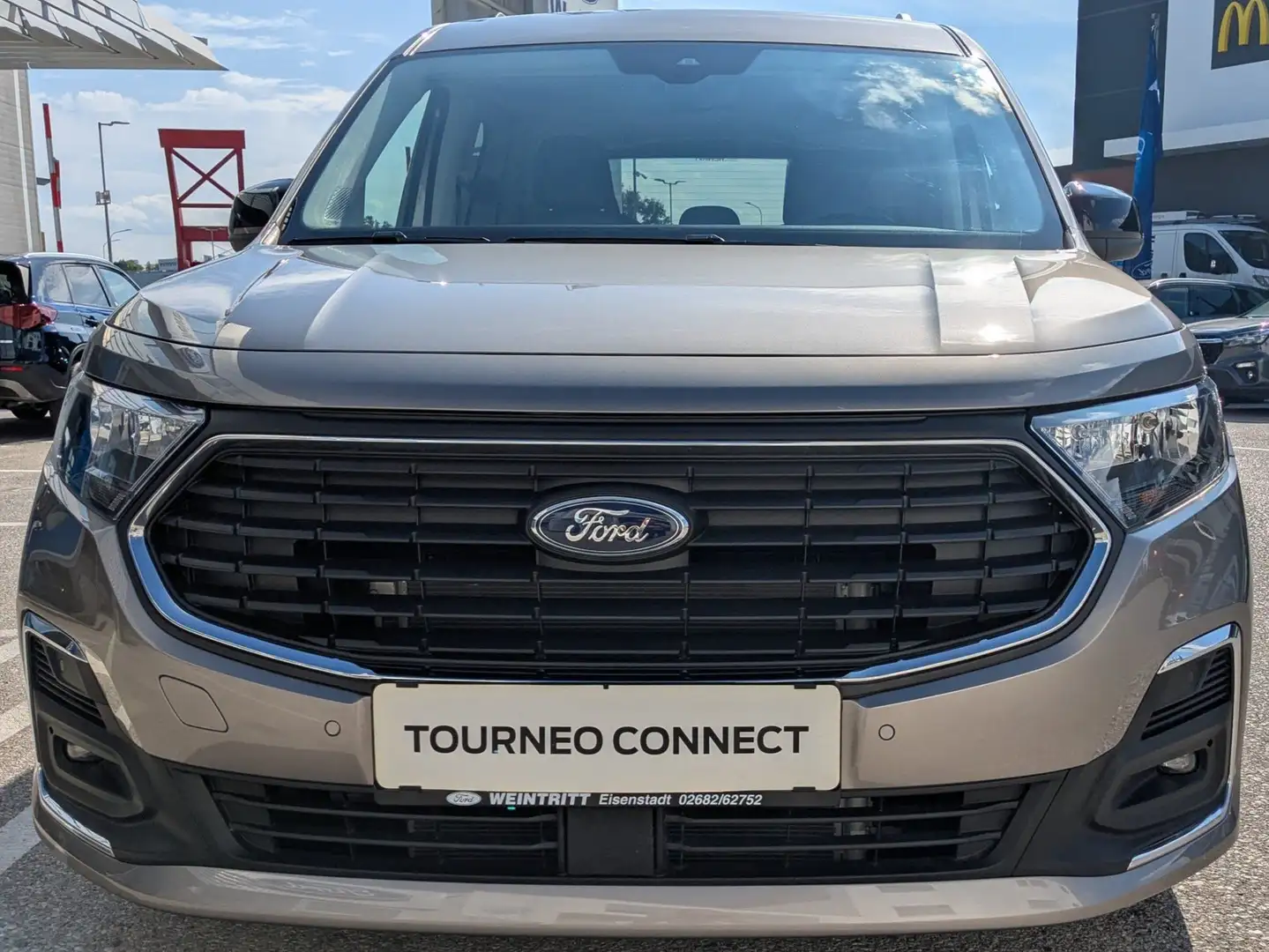 Ford Tourneo Connect Titanium - 2