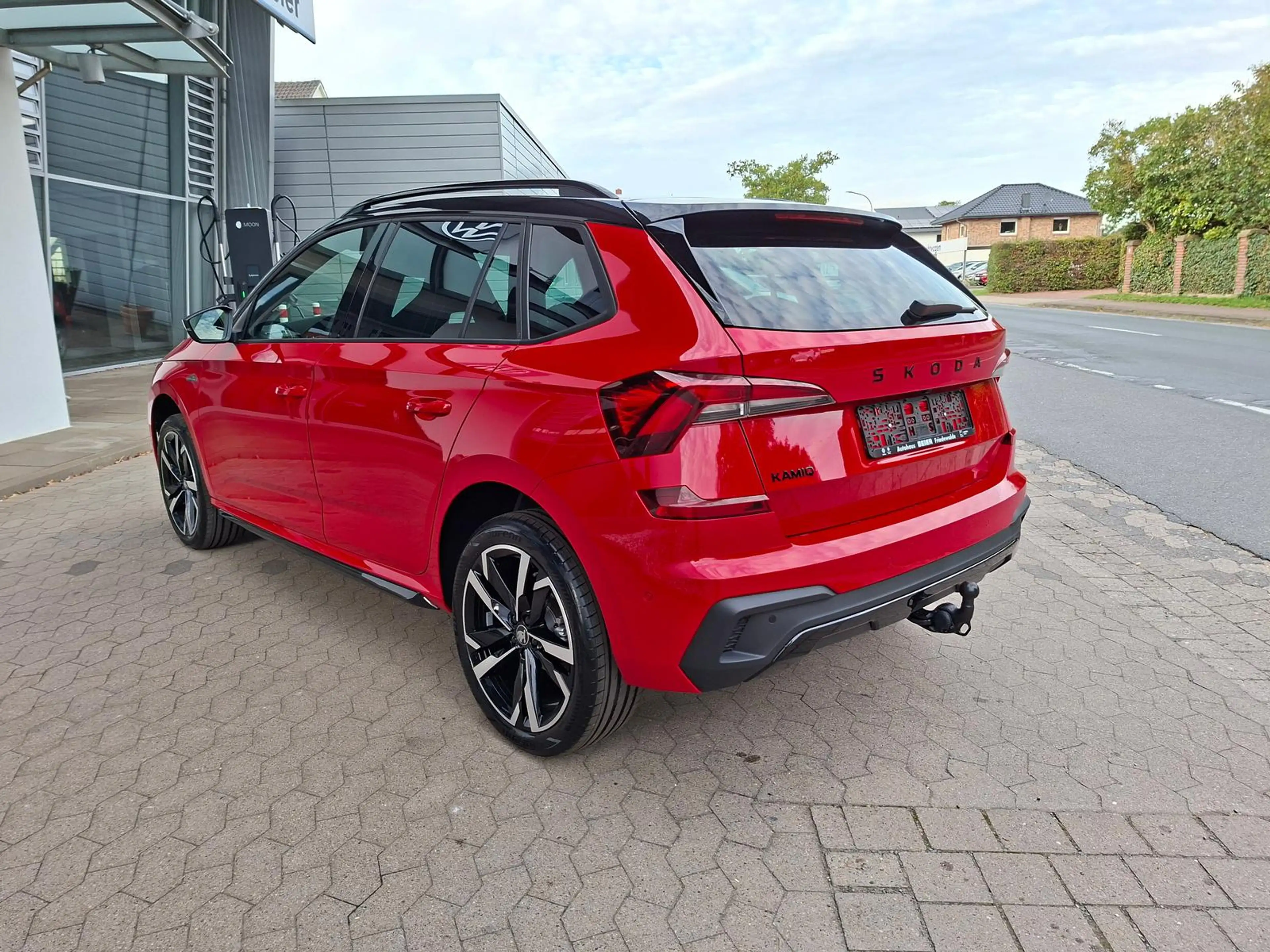 Skoda Kamiq Monte Carlo 1.5TSI DSG AHK Panorama Navi — photo 8