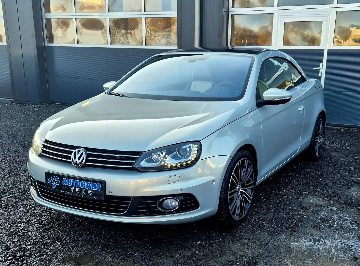 Volkswagen Eos Exclusive, *FULL, Dynaudio, Navi, Voll Scheckheft Grau - 1