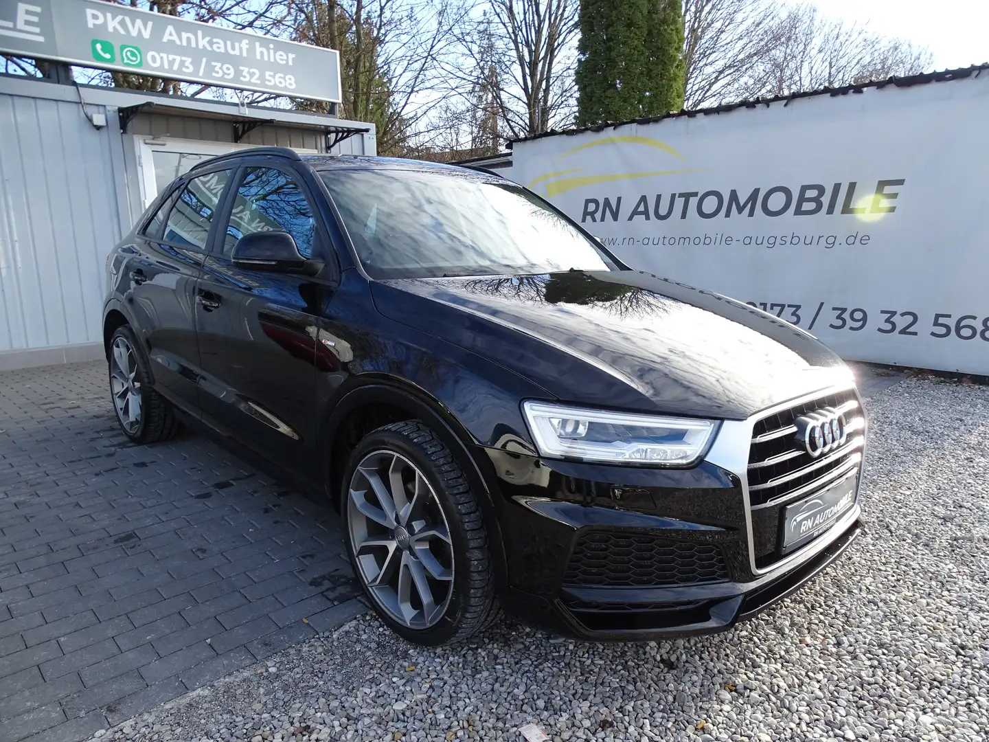 Audi Q3 S Line Scheckheftgepflegt Keyless 20"Alufelgen Schwarz - 1