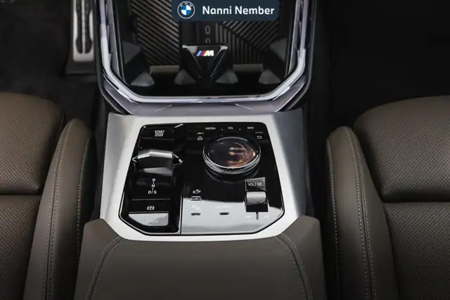 BMW X3 view 12