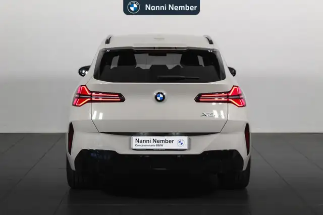 BMW X3 view 4