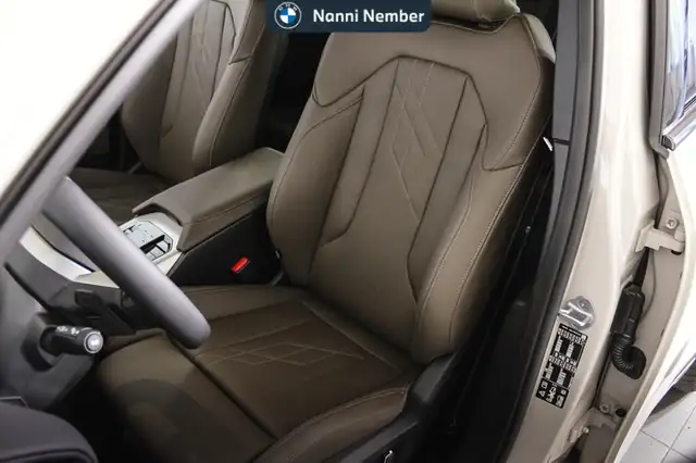 BMW X3 view 13