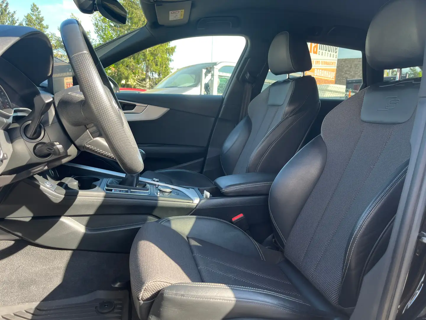 Audi A4 35 TFSI sport 2x S-Line Negro - 2