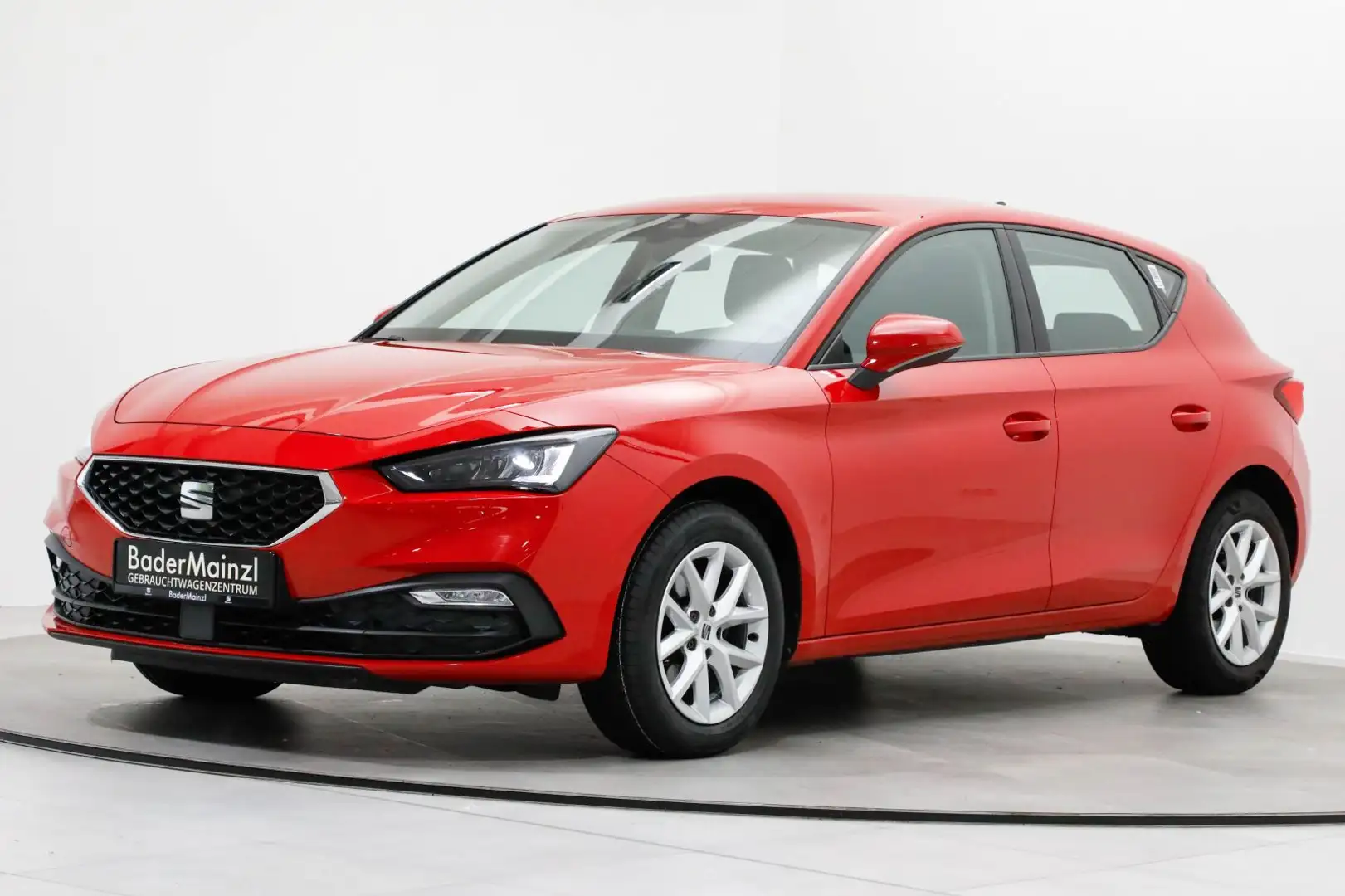 SEAT Leon 1.0 TSI Style Navi Virtual PDC LED Tempomat Rot - 2