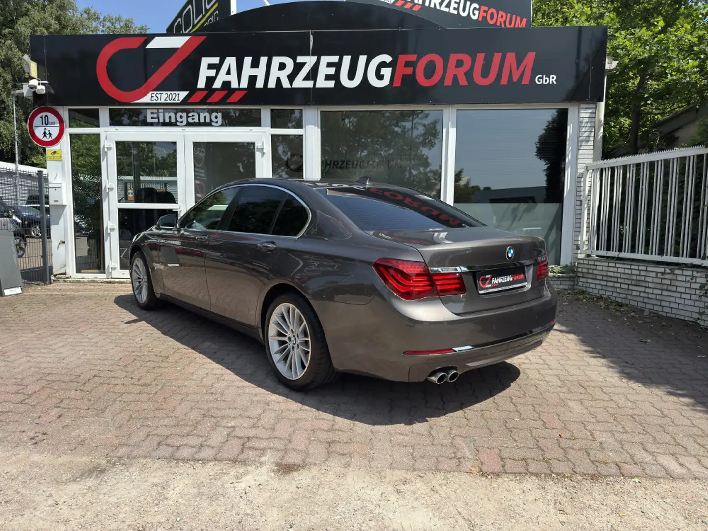 BMW 730 d*Soft-Close*Dynamic-Drive*Head-up*Memory Grau - 1