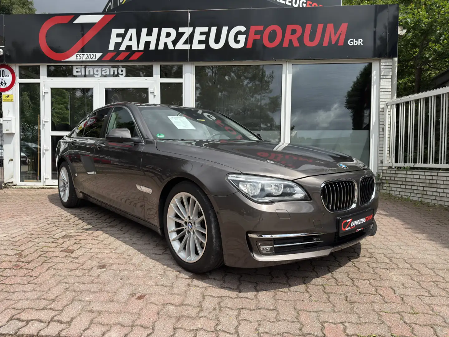 BMW 730 d*Soft-Close*Dynamic-Drive*Head-up*Memory Grau - 2