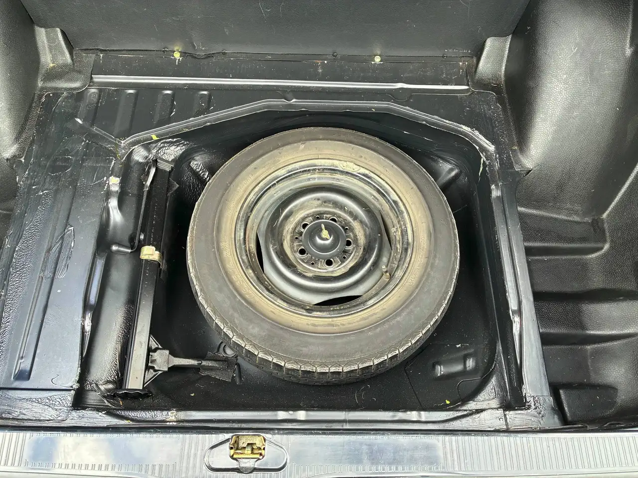 Mercedes-Benz 200 W123, foto 12