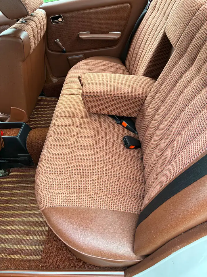 Mercedes-Benz 200 W123, foto 10