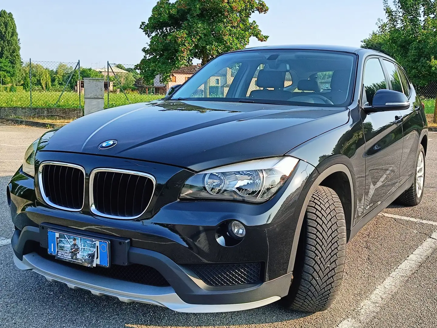 BMW X1 X1 E84 xdrive18d xLine Schwarz - 1
