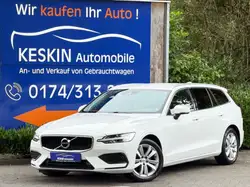 Volvo V60 Kombi Momentum Pro*AUTOMATIK*LED*NAVI*AHK*