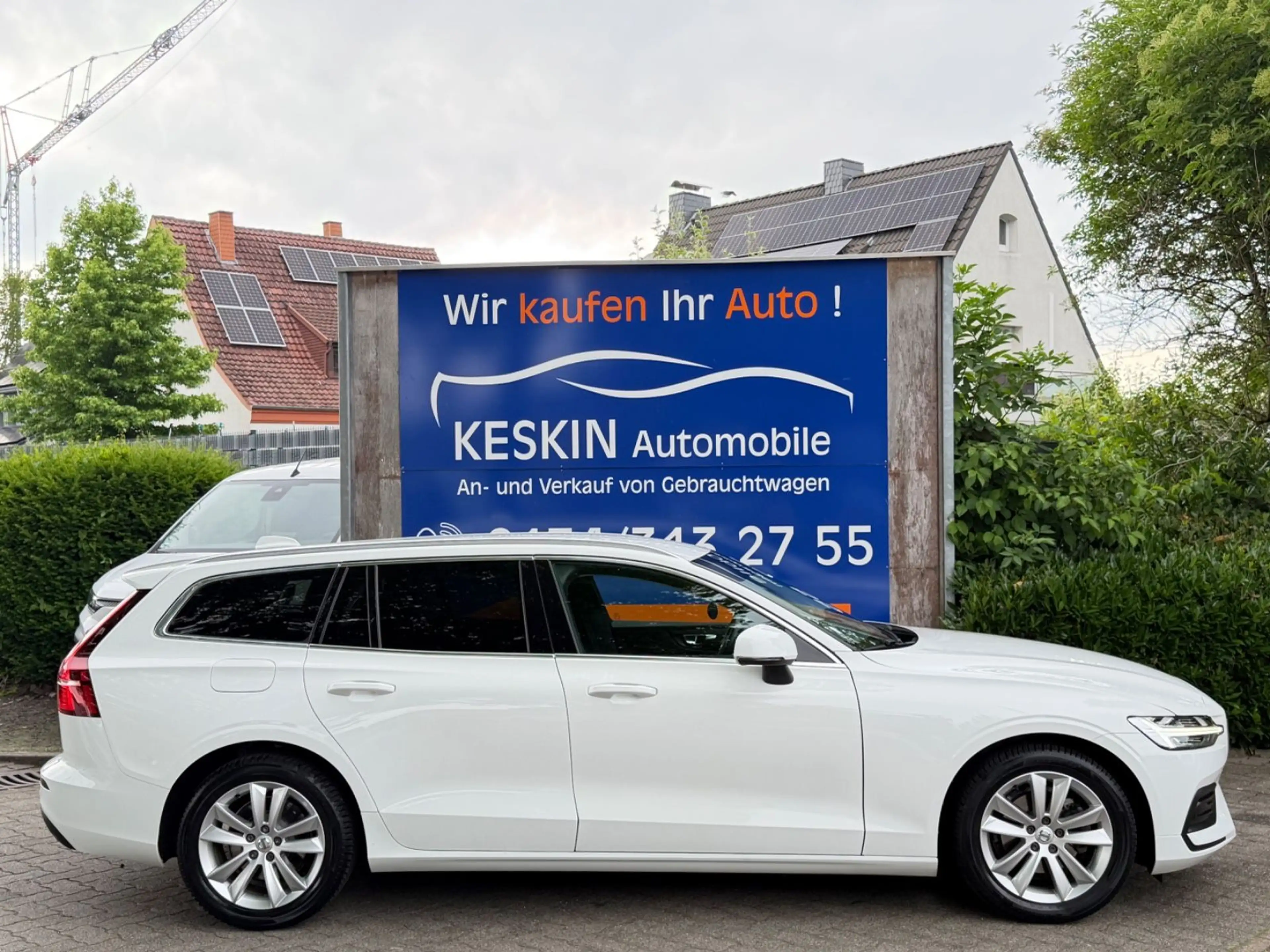 Volvo V60 Kombi Momentum Pro*AUTOMATIK*LED*NAVI*AHK* — photo 7