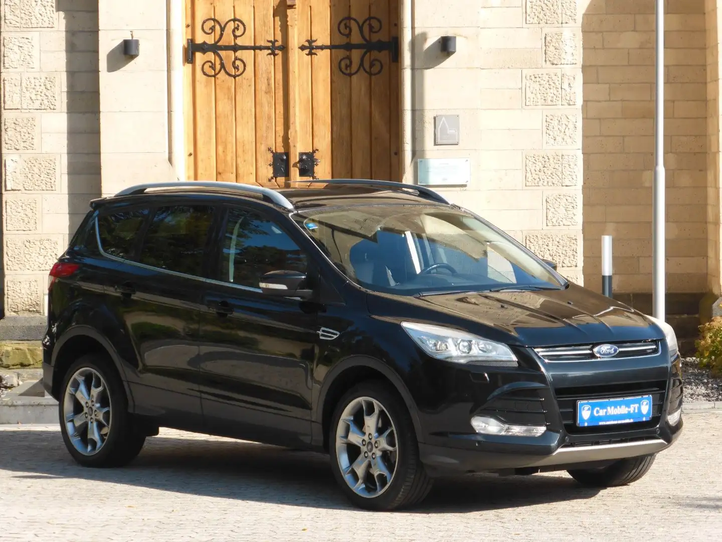 Ford Kuga Titanium*4x4*NAVI*AUTOMATIK*AHK*TEILLEDER* Noir - 1