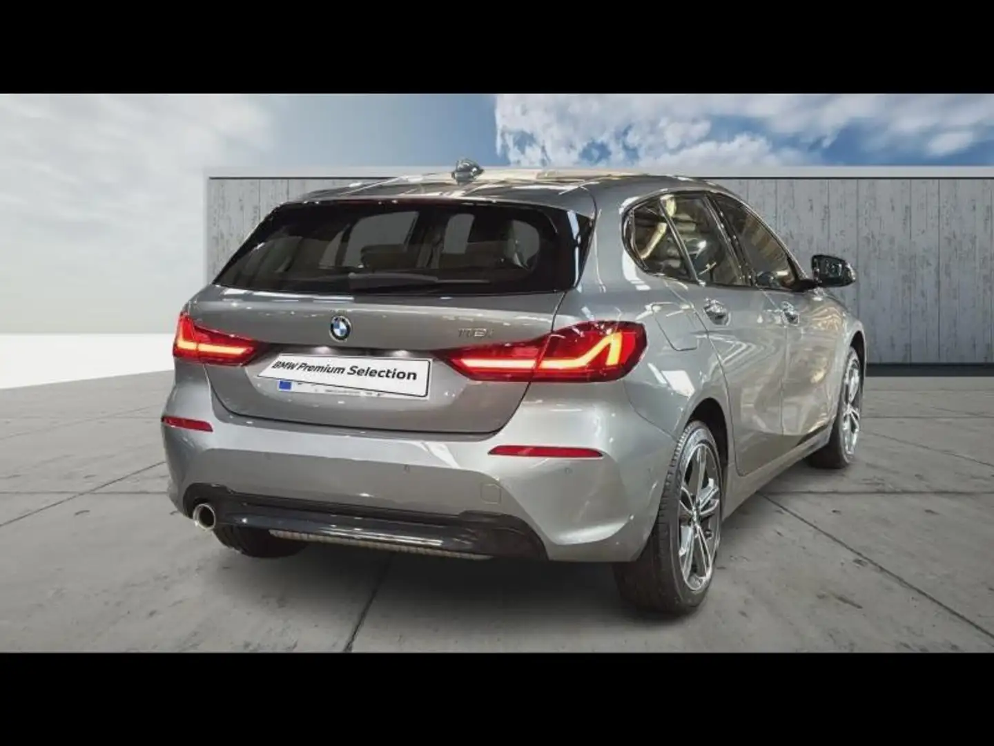 BMW 118 118iA 136ch Edition Sport DKG7 Grau - 2