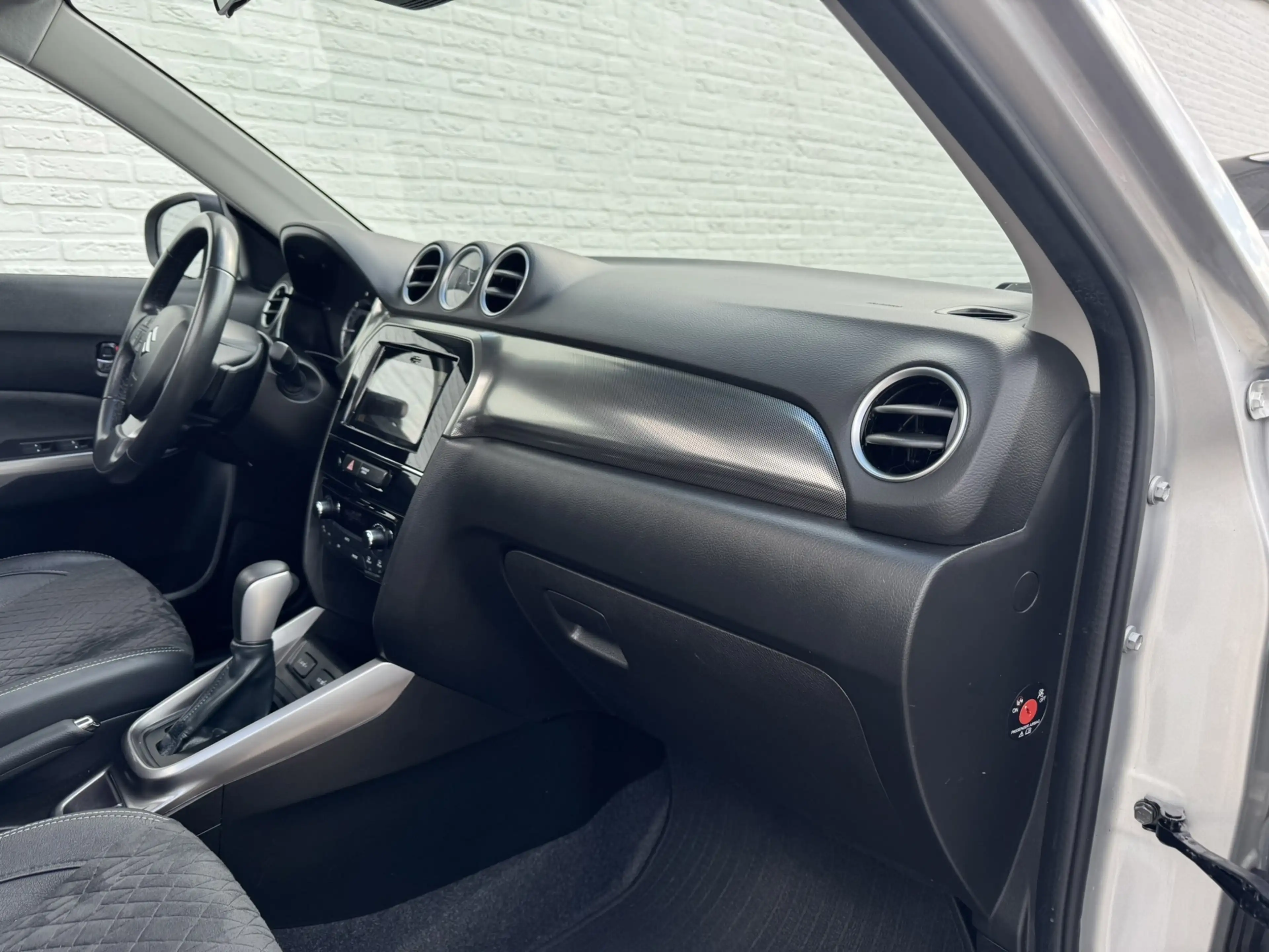 Suzuki Vitara 1.4 Boosterjet Style Smart Hybrid Trekhaak Panoram — photo 20