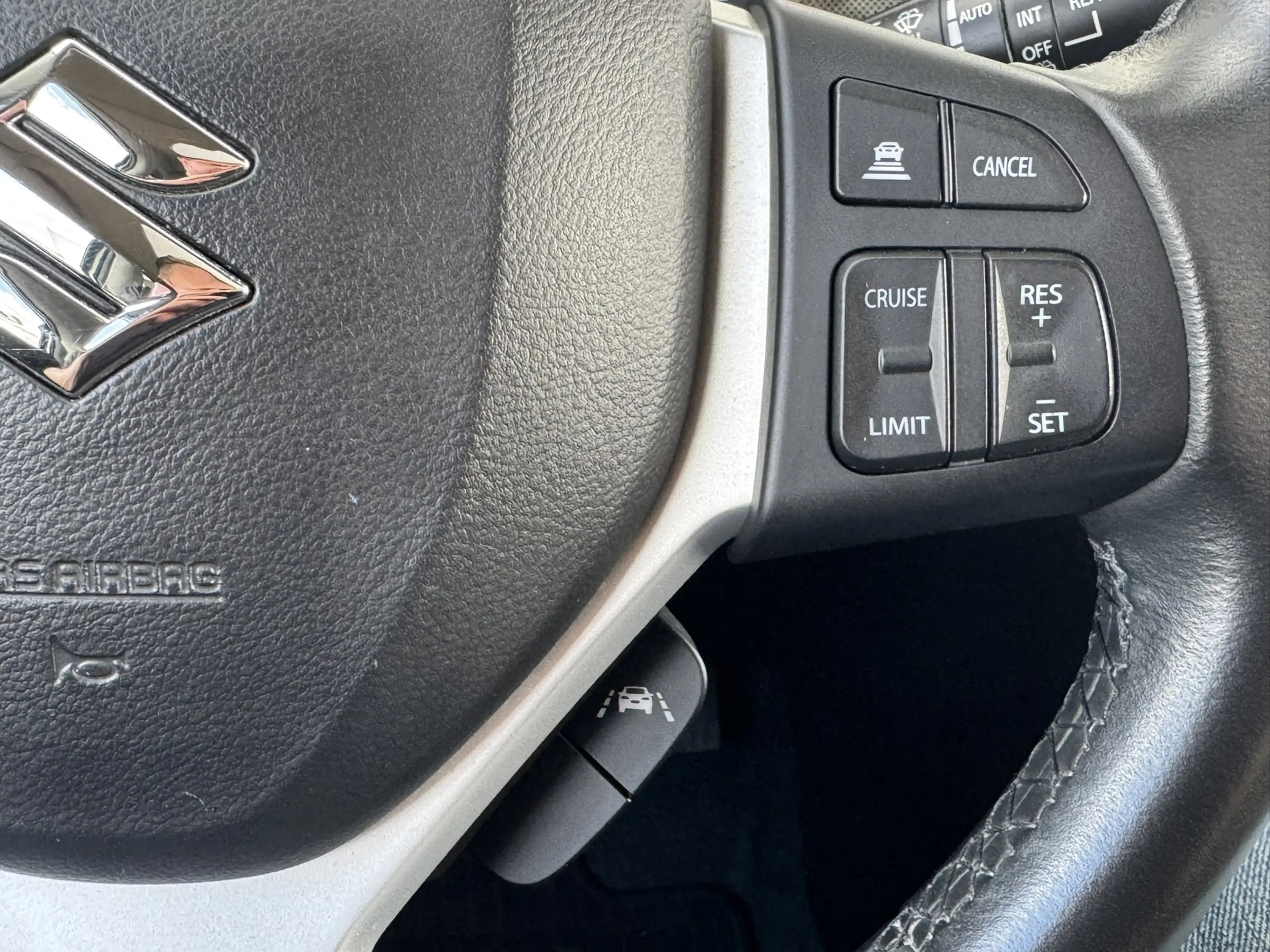 Suzuki Vitara 1.4 Boosterjet Style Smart Hybrid Trekhaak Panoram — photo 24