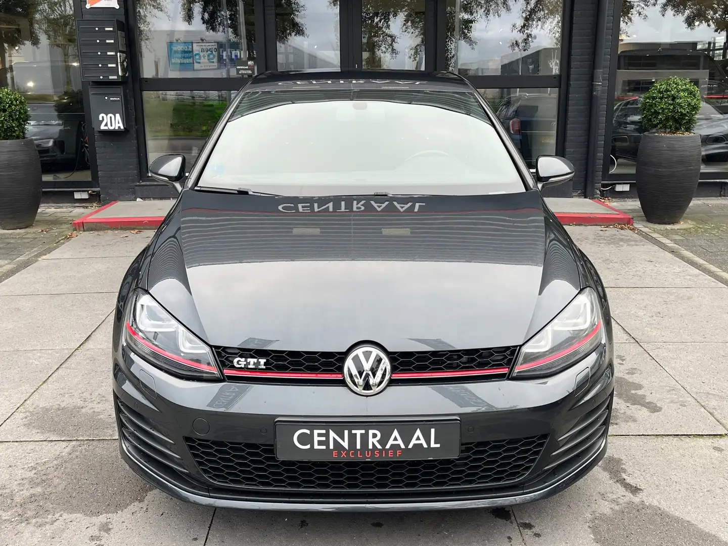 Volkswagen Golf GTI 2.0 TSI 220PK|Navi|Pdc|Cruise Control|Stoelverwarm Gris - 2