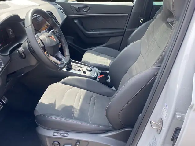 Cupra Ateca view 6